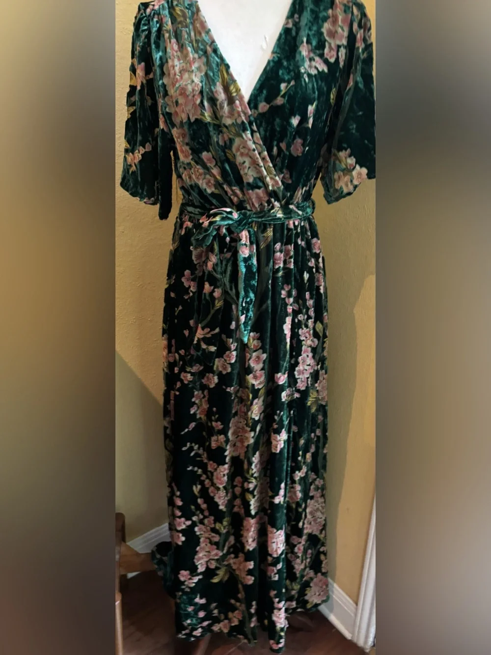 Baltic Born Uma boho inspired green floral belted maxi dress. Large - Picture 6 of 11